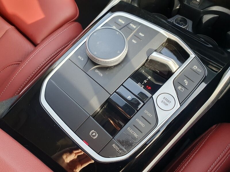 More views of BMW 3-Series