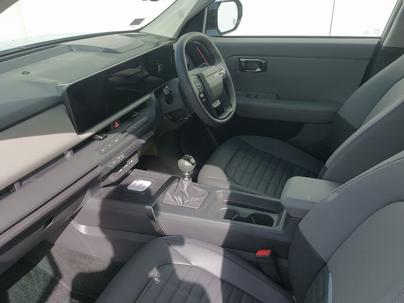 More views of Kia Seltos