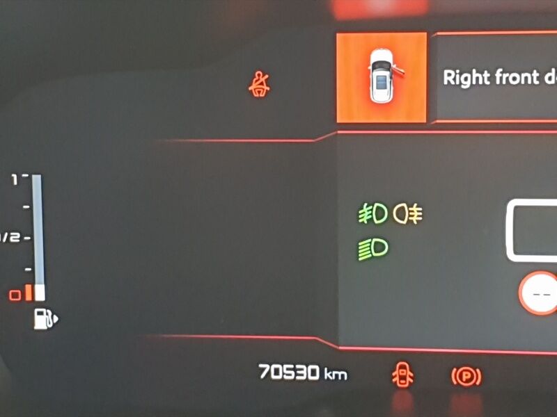 More views of Citroen C5 Aircross