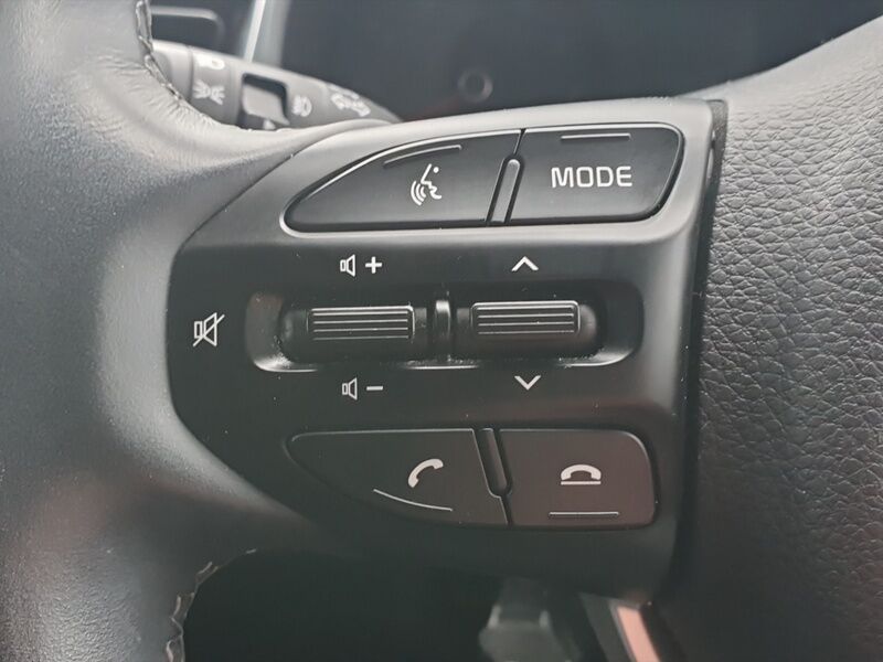 More views of Kia Stonic