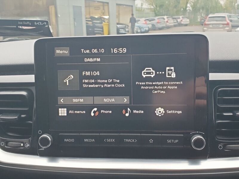 More views of Kia Stonic