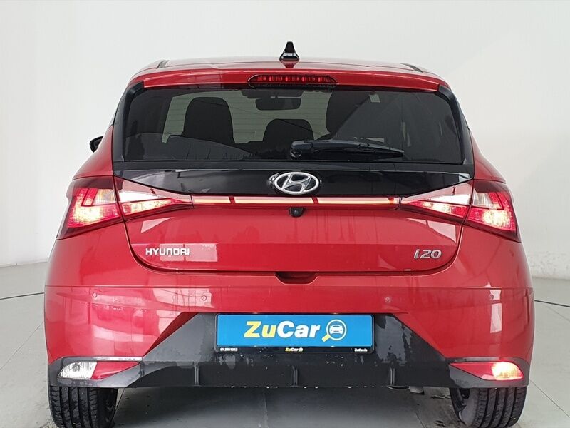 More views of Hyundai i20