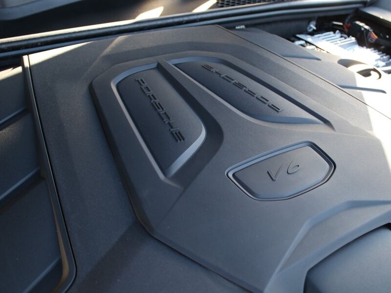 More views of Porsche Cayenne