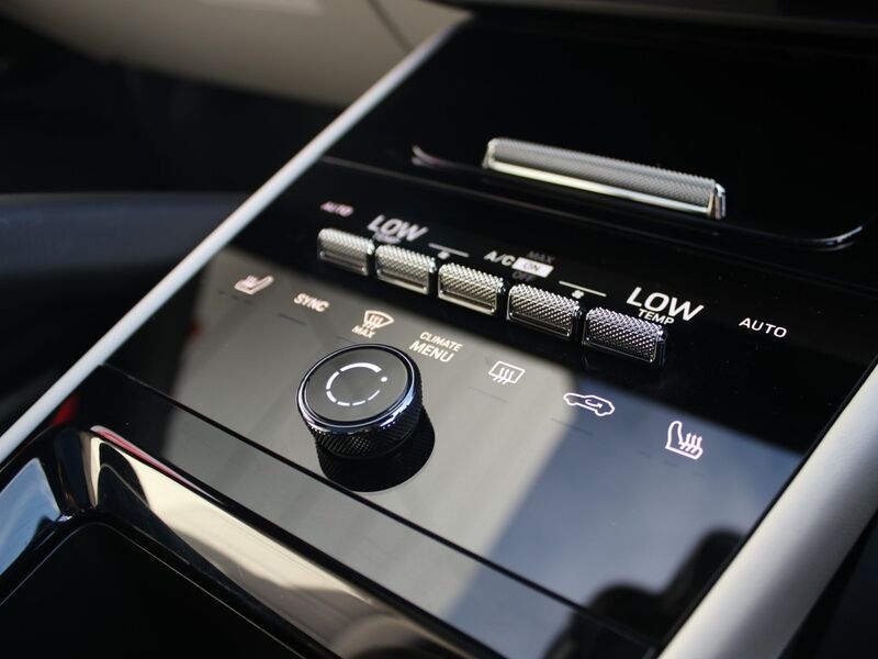 More views of Porsche Cayenne