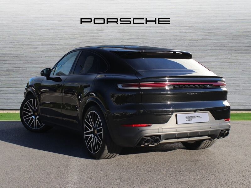 More views of Porsche Cayenne
