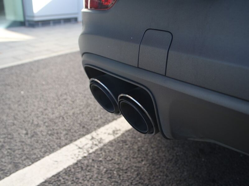 More views of Porsche Cayenne