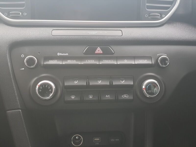 More views of Kia Sportage