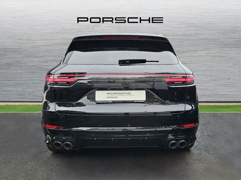 More views of Porsche Cayenne