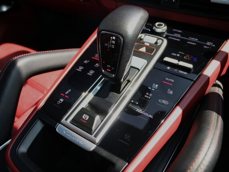 More views of Porsche Cayenne