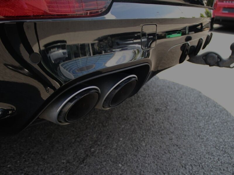 More views of Porsche Cayenne
