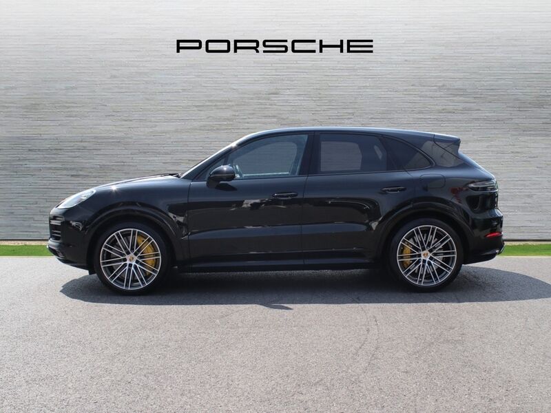 More views of Porsche Cayenne
