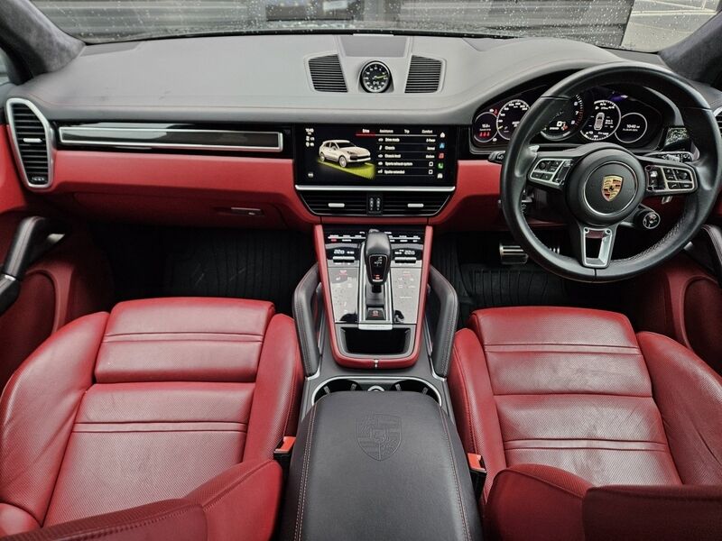 More views of Porsche Cayenne