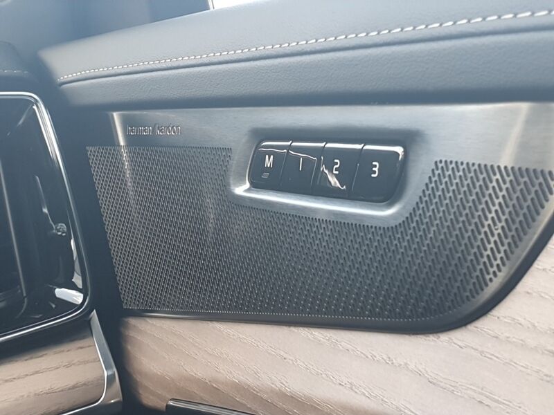 More views of Volvo XC90