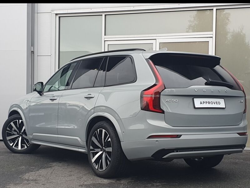 More views of Volvo XC90