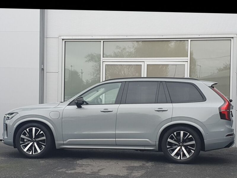 More views of Volvo XC90