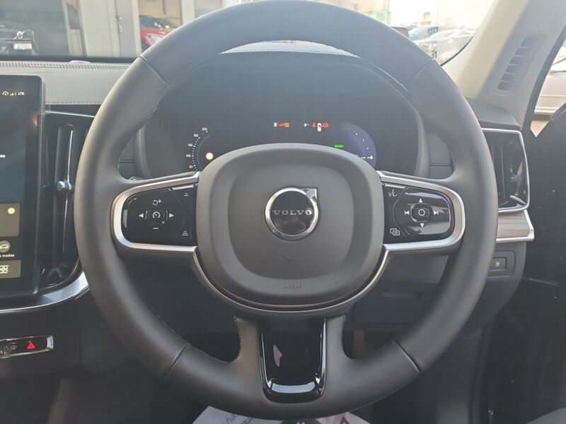 More views of Volvo XC90