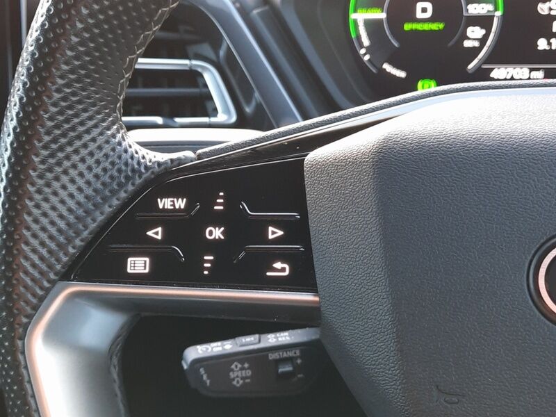More views of Audi Q4 e-tron