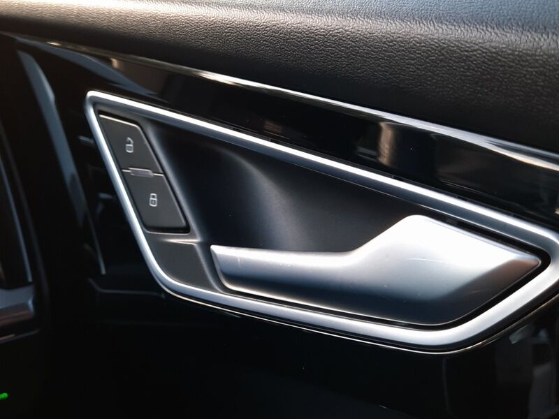 More views of Audi Q4 e-tron