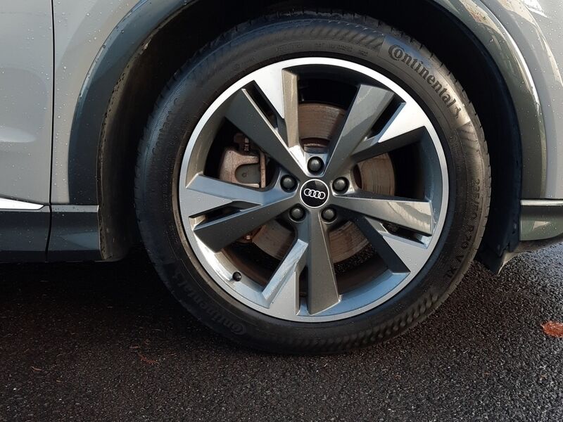 More views of Audi Q4 e-tron