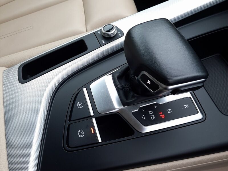 More views of Audi A4