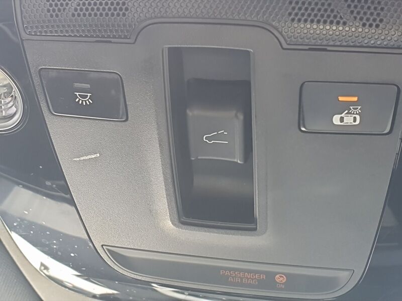 More views of Kia EV6
