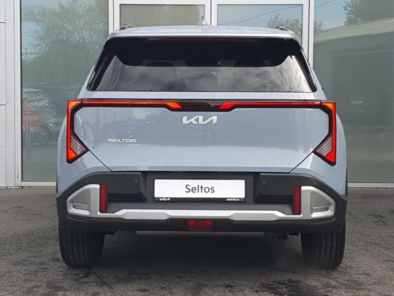 More views of Kia Seltos