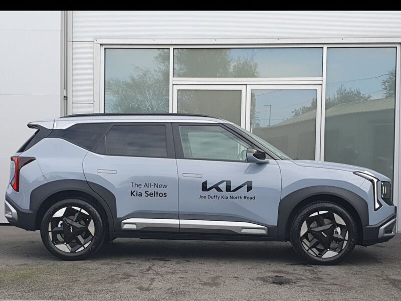 More views of Kia Seltos