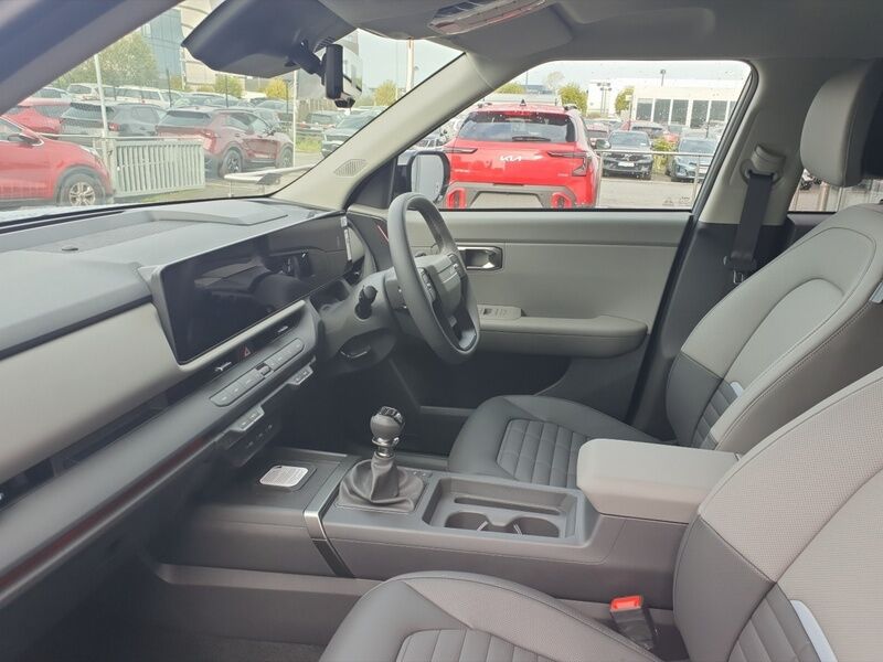More views of Kia Seltos