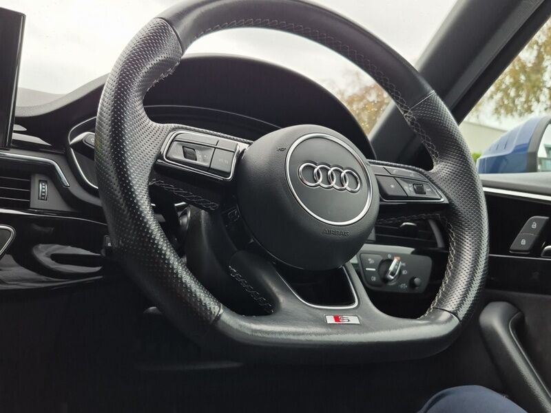 More views of Audi A4