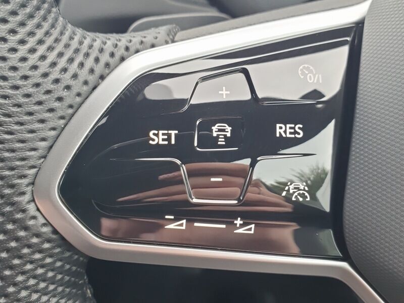 More views of Volkswagen Arteon