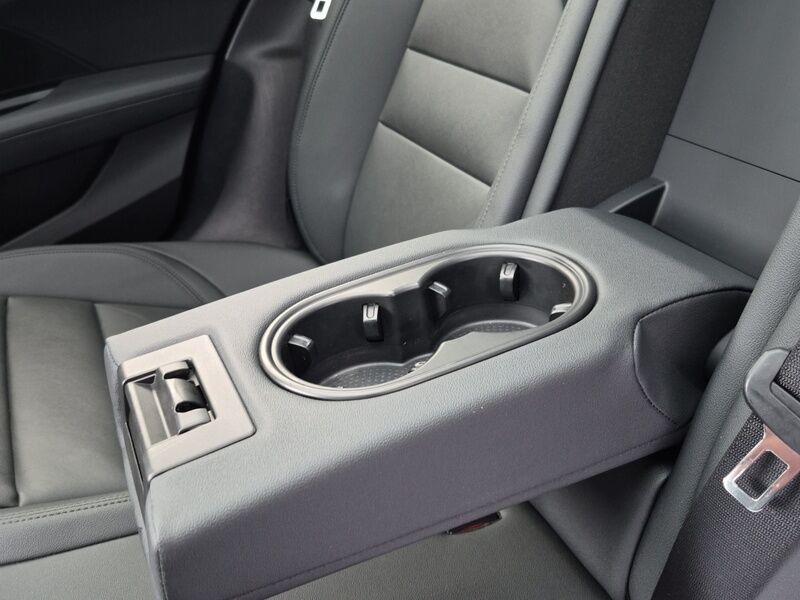 More views of Audi e-tron