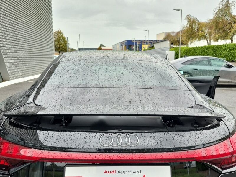 More views of Audi e-tron