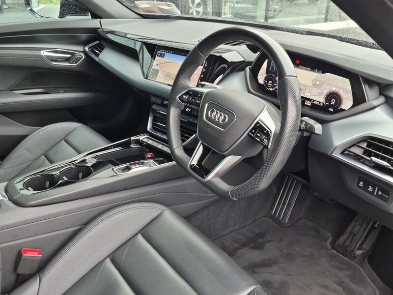 More views of Audi e-tron
