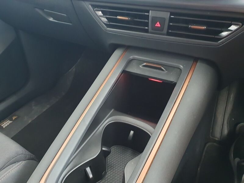 More views of Cupra Born