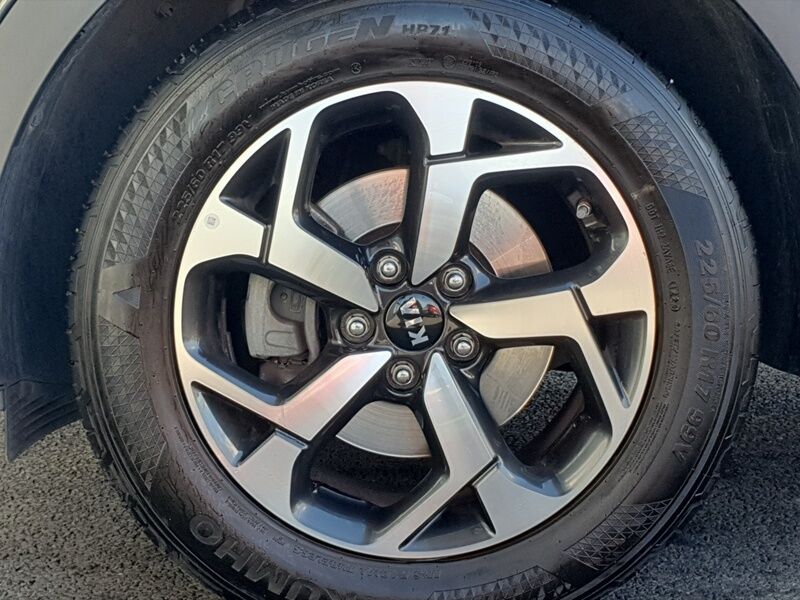 More views of Kia Sportage