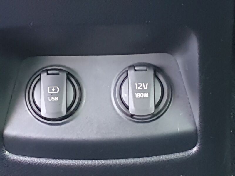 More views of Kia Sportage