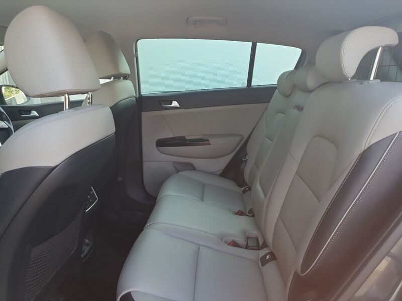 More views of Kia Sportage