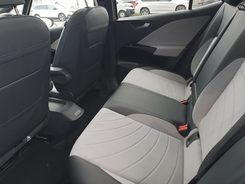 More views of Volkswagen ID.3