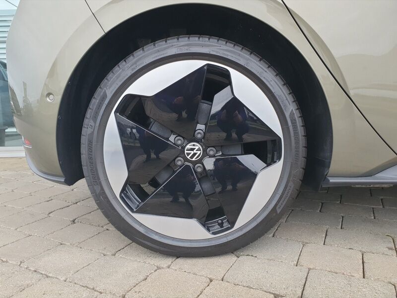 More views of Volkswagen ID.3