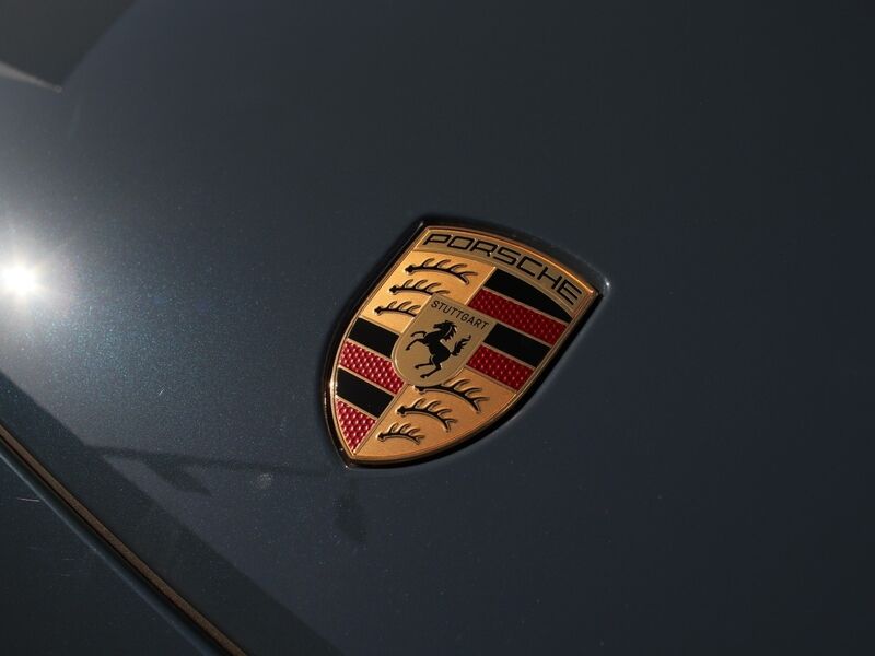More views of Porsche Cayenne
