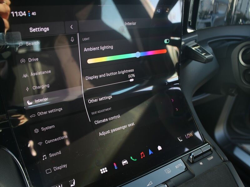 More views of Porsche Cayenne