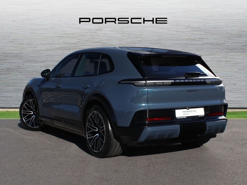 More views of Porsche Cayenne