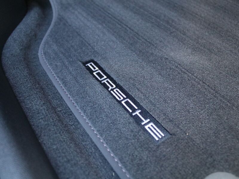 More views of Porsche Cayenne