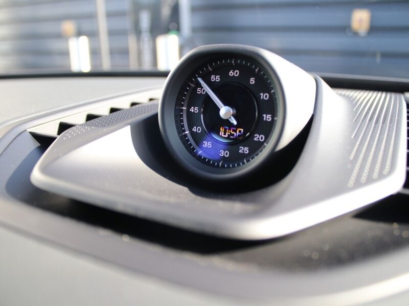 More views of Porsche Cayenne