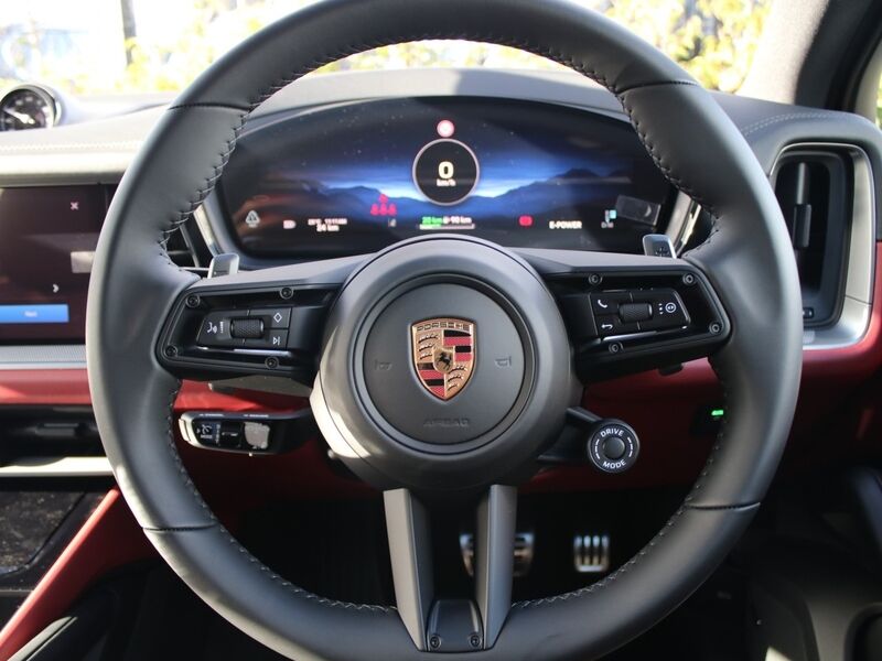 More views of Porsche Cayenne