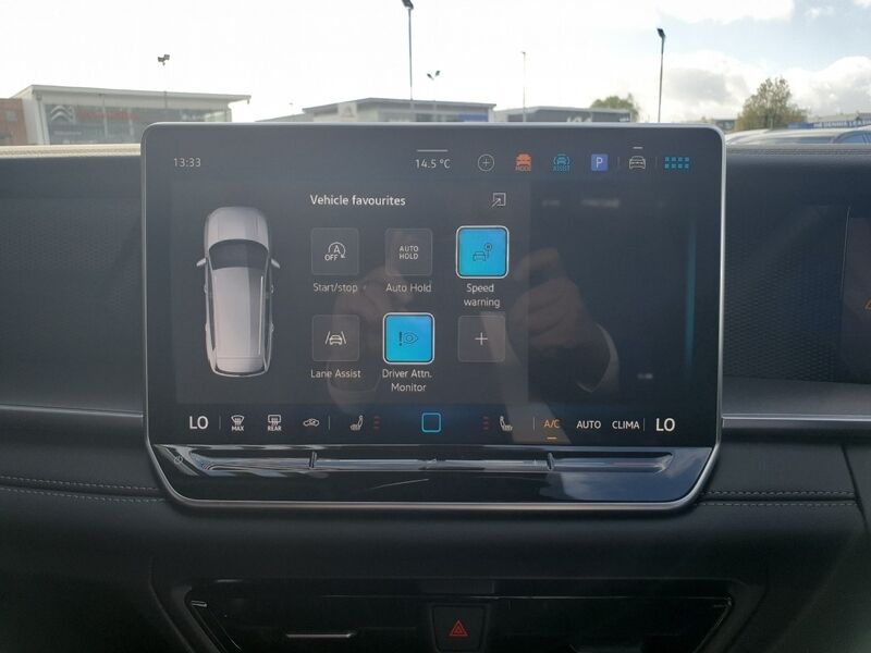 More views of Volkswagen Tayron