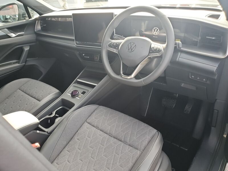 More views of Volkswagen Tayron