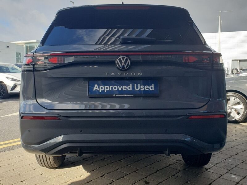 More views of Volkswagen Tayron