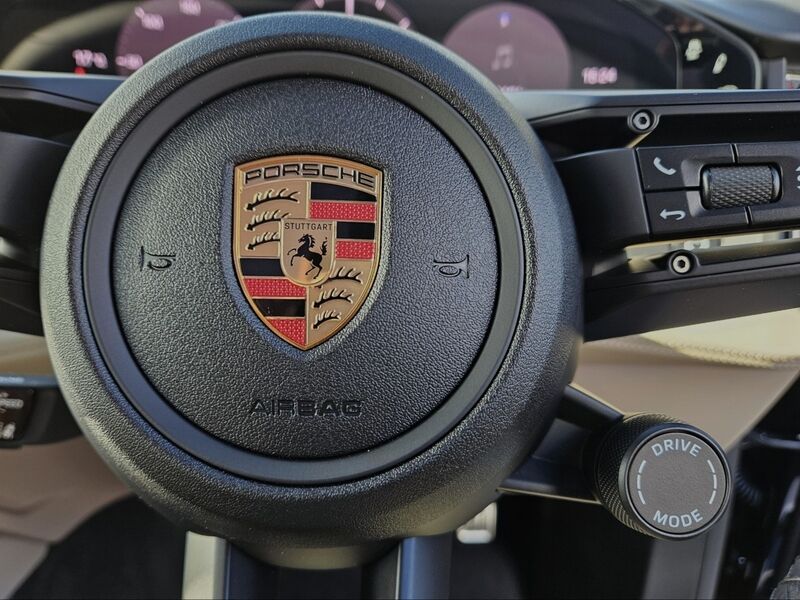 More views of Porsche Cayenne