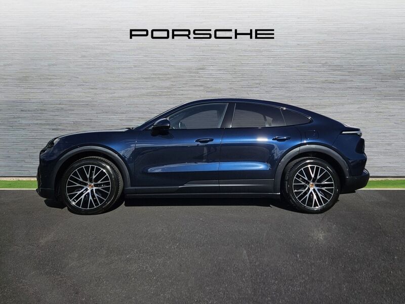 More views of Porsche Cayenne